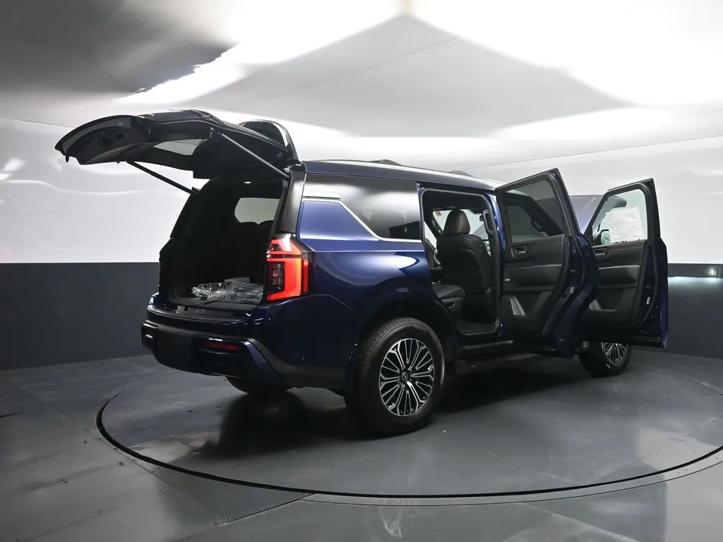 2025 Nissan Armada SL - Photo 29