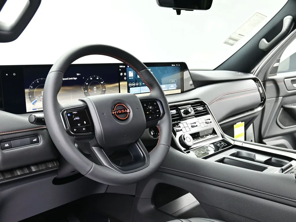 2025 Nissan Armada PRO-4X - Photo 16