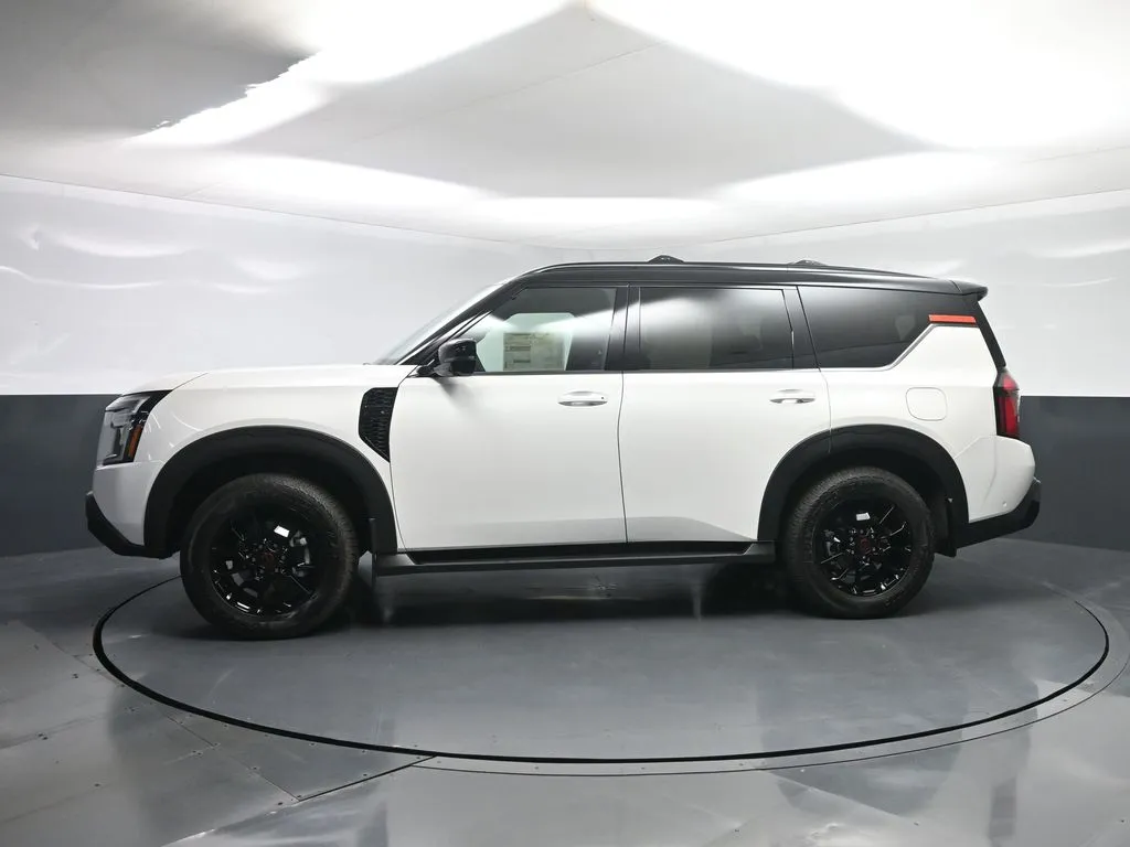 2025 Nissan Armada PRO-4X - Photo 31
