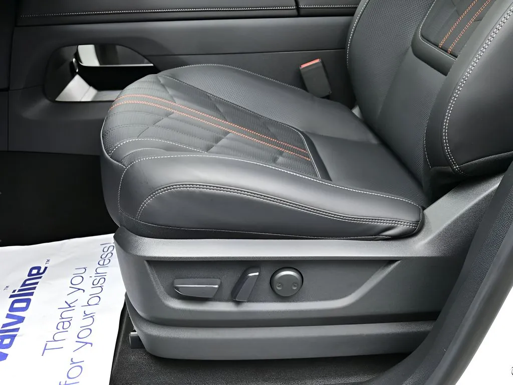 2025 Nissan Armada PRO-4X - Photo 13
