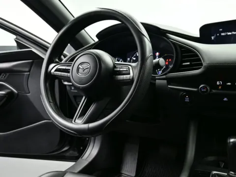 More photos of 2021 Mazda Mazda3 Hatchback Select at Dorsett Nissan, IN