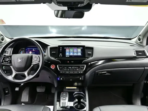 Photos of 2022 Honda Pilot Elite for sale in Terre Haute, IN at Dorsett Nissan