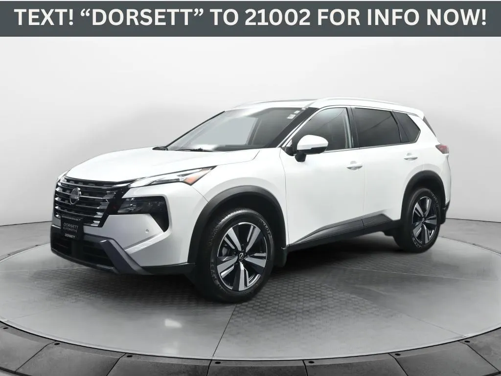 White 2025 Nissan Rogue SL for sale in Terre Haute, IN