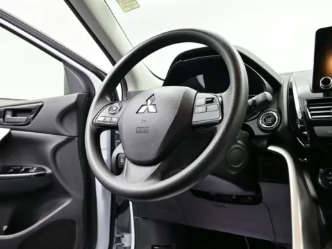 More photos of 2024 Mitsubishi Eclipse Cross LE at Dorsett Nissan, IN