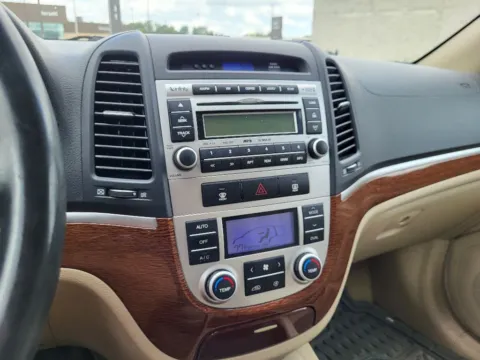 More photos of 2007 Hyundai Santa Fe at Dorsett Nissan, IN