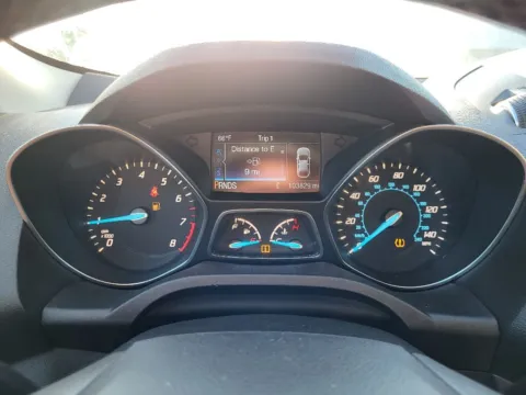 More photos of 2015 Ford Escape Titanium at Dorsett Nissan, IN