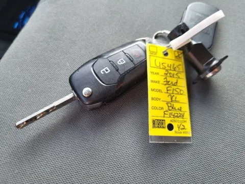 Photos of 2015 Ford F-150 XL for sale in Terre Haute, IN at Dorsett Nissan