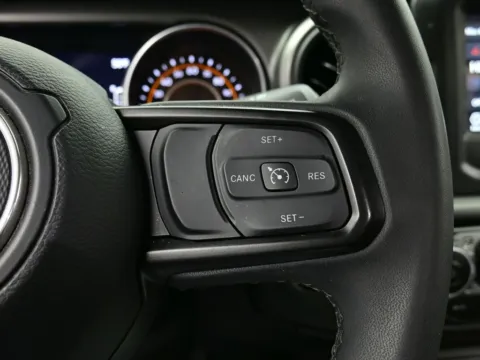 More photos of 2023 Jeep Gladiator Sport S at Dorsett Nissan, IN