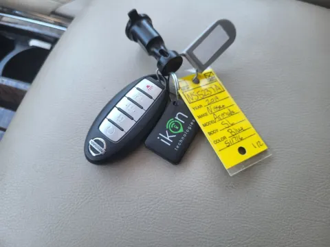 Photos of 2019 Nissan Armada SL for sale in Terre Haute, IN at Dorsett Nissan
