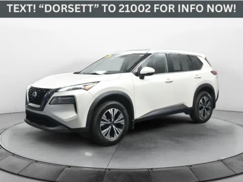White 2021 Nissan Rogue SV for sale in Terre Haute, IN