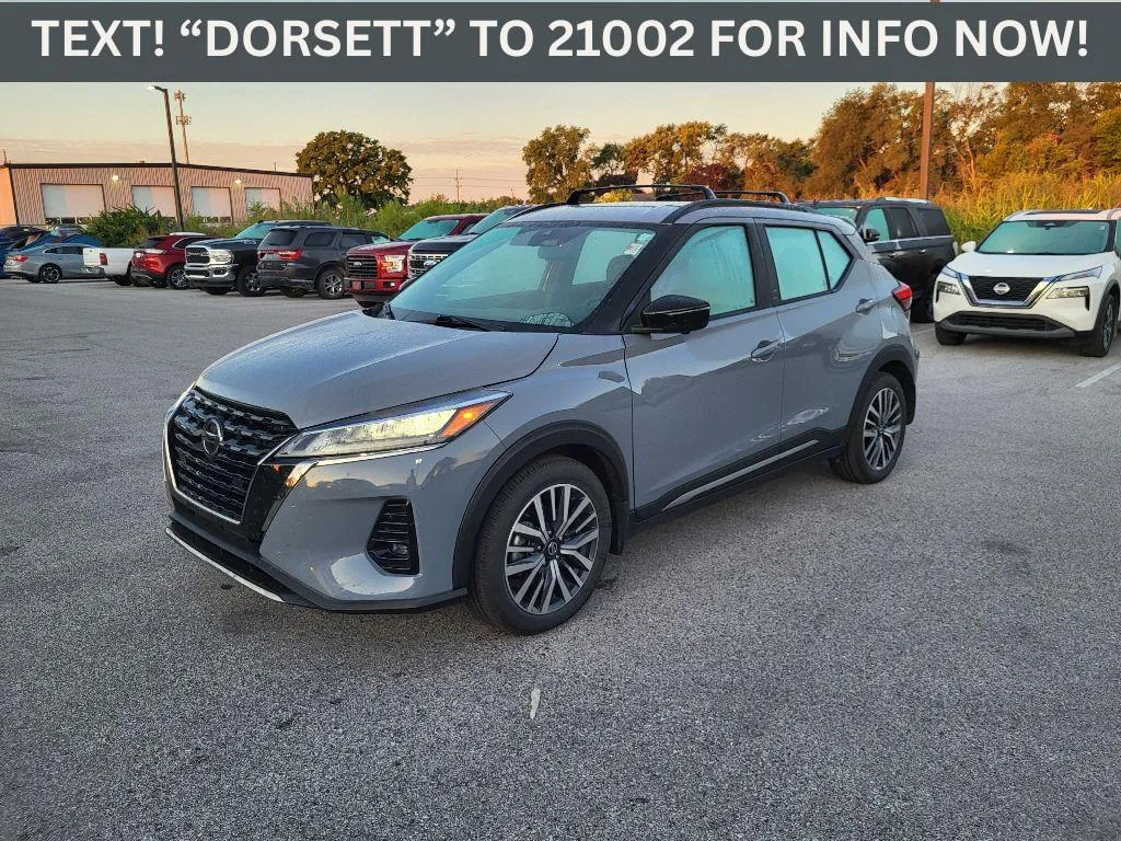 2021 Nissan Kicks SR