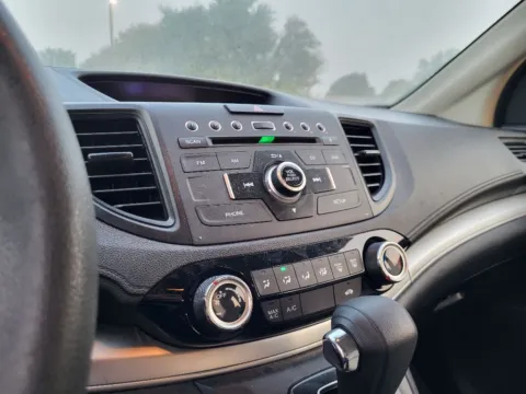 More photos of 2016 Honda CR-V LX at Dorsett Nissan, IN