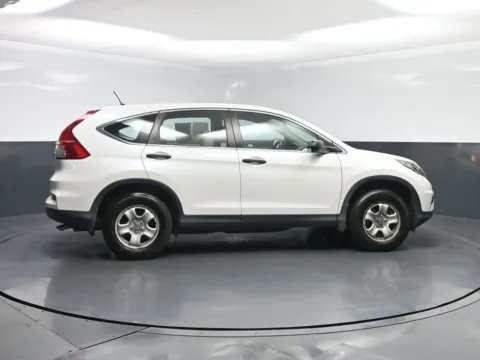 More photos of 2016 Honda CR-V LX at Dorsett Nissan, IN