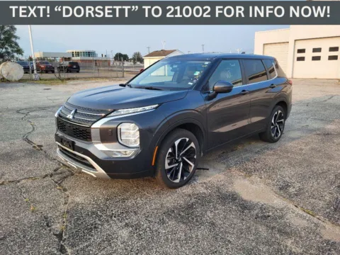 Gray 2024 Mitsubishi Outlander SE Black Edition w/Pano Roof for sale in Terre Haute, IN
