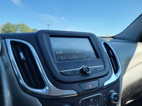 More photos of 2018 Chevrolet Equinox LS at Dorsett Nissan, IN