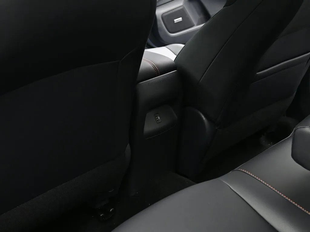 2025 Nissan Sentra SR - Photo 20