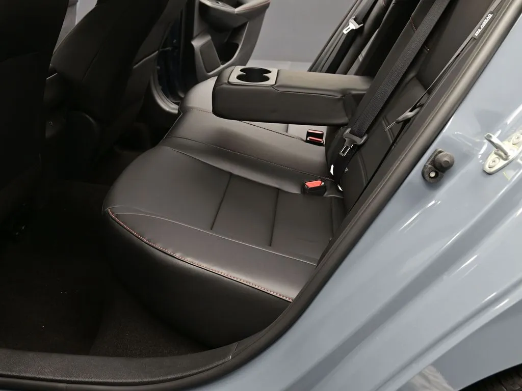 2025 Nissan Sentra SR - Photo 19