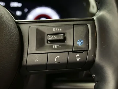 More photos of 2023 Nissan Pathfinder Platinum at Dorsett Nissan, IN