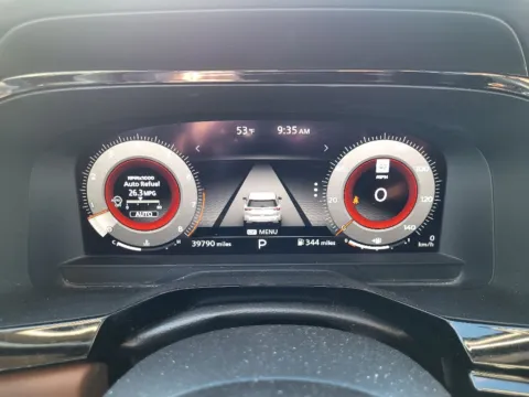More photos of 2023 Nissan Pathfinder Platinum at Dorsett Nissan, IN