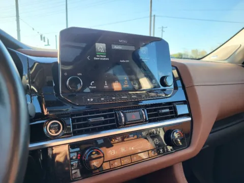 More photos of 2023 Nissan Pathfinder Platinum at Dorsett Nissan, IN