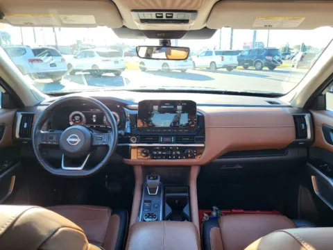 Photos of 2023 Nissan Pathfinder Platinum for sale in Terre Haute, IN at Dorsett Nissan