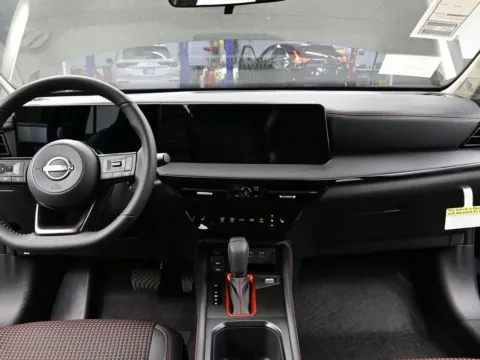 Photos of 2026 Nissan Kicks SR for sale in Terre Haute, IN at Dorsett Nissan