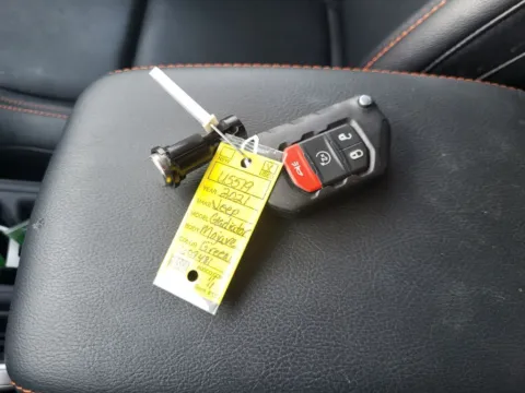 Photos of 2021 Jeep Gladiator Mojave for sale in Terre Haute, IN at Dorsett Nissan