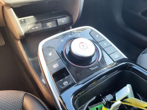 More photos of 2022 Kia Niro EV S at Dorsett Nissan, IN