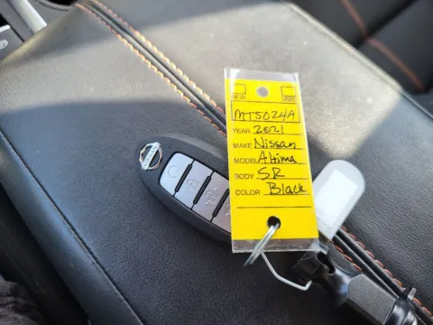 Photos of 2021 Nissan Altima 2.5 SR for sale in Terre Haute, IN at Dorsett Nissan