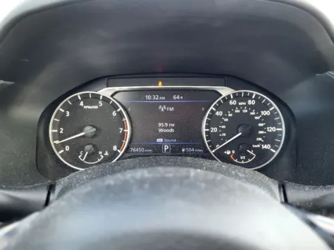 More photos of 2021 Nissan Altima 2.5 SR at Dorsett Nissan, IN
