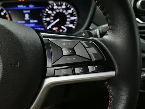 More photos of 2021 Nissan Altima 2.5 SR at Dorsett Nissan, IN