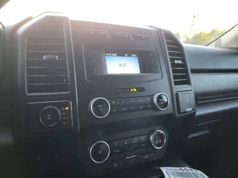 More photos of 2020 Ford Expedition XL at Dorsett Nissan, IN