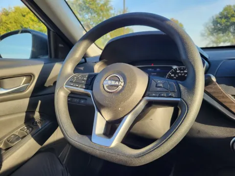 More photos of 2024 Nissan Altima 2.5 SV at Dorsett Nissan, IN