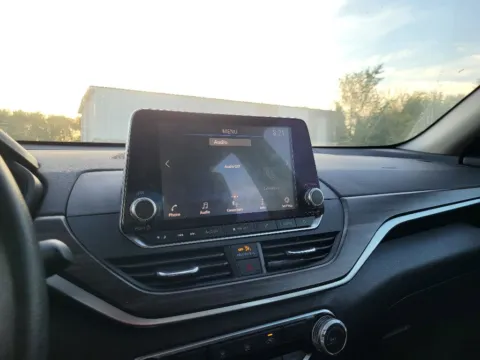 More photos of 2024 Nissan Altima 2.5 SV at Dorsett Nissan, IN