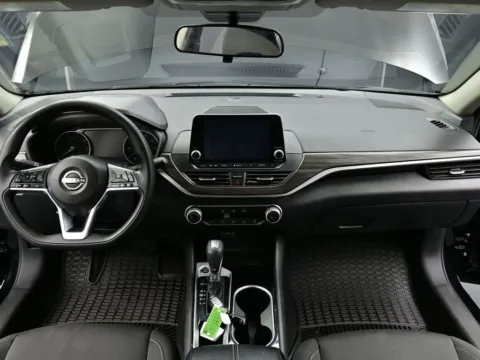 Photos of 2024 Nissan Altima 2.5 SV for sale in Terre Haute, IN at Dorsett Nissan