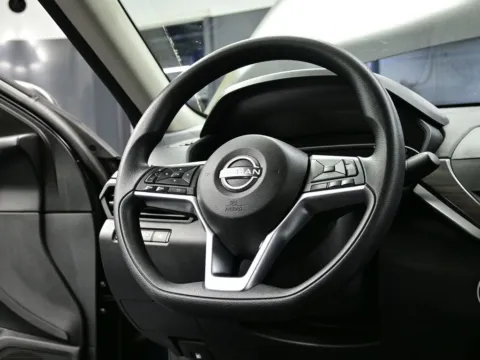 More photos of 2024 Nissan Altima 2.5 SV at Dorsett Nissan, IN