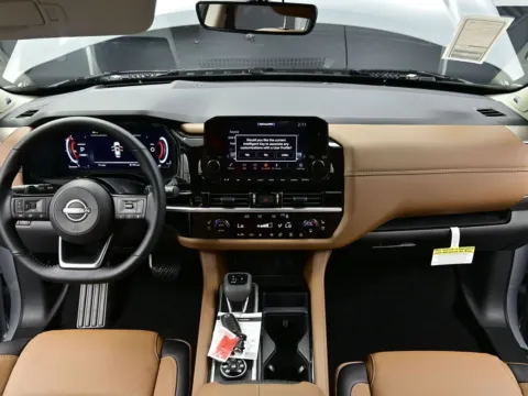 Photos of 2025 Nissan Pathfinder Platinum for sale in Terre Haute, IN at Dorsett Nissan