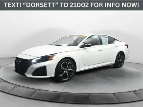 White 2024 Nissan Altima 2.5 SR for sale in Terre Haute, IN