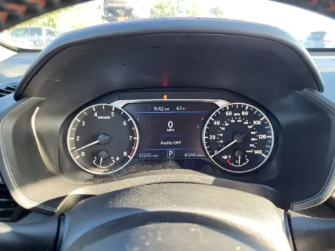 More photos of 2024 Nissan Altima 2.5 SR at Dorsett Nissan, IN