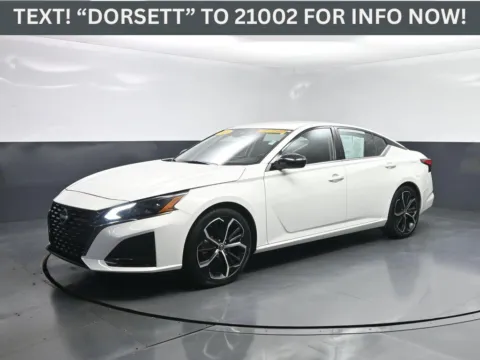 White 2024 Nissan Altima 2.5 SR for sale in Terre Haute, IN