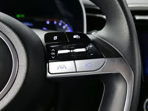 More photos of 2022 Hyundai Santa Cruz SEL at Dorsett Nissan, IN