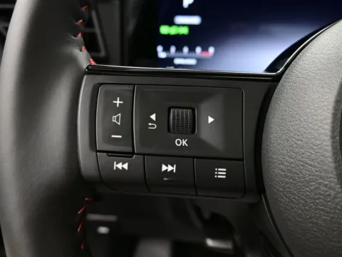 More photos of 2026 Nissan Kicks SR at Dorsett Nissan, IN