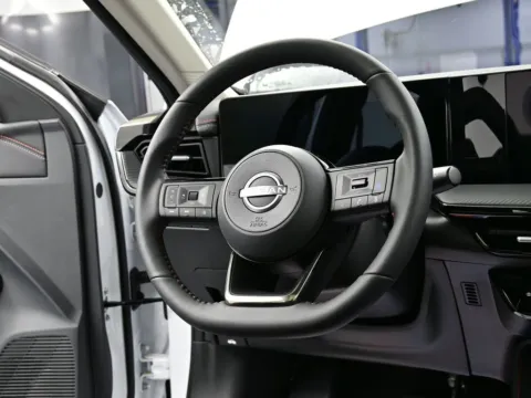 More photos of 2026 Nissan Kicks SR at Dorsett Nissan, IN