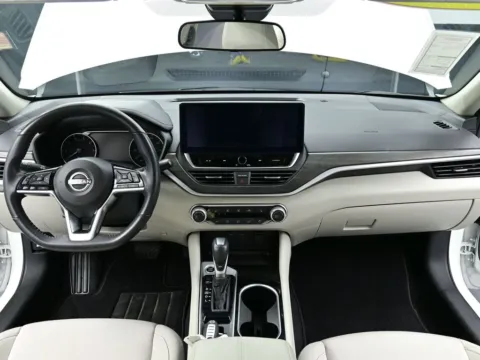 Photos of 2024 Nissan Altima 2.5 SV for sale in Terre Haute, IN at Dorsett Nissan