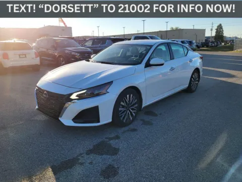 White 2024 Nissan Altima 2.5 SV for sale in Terre Haute, IN