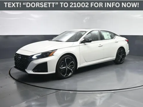 White 2025 Nissan Altima SR for sale in Terre Haute, IN