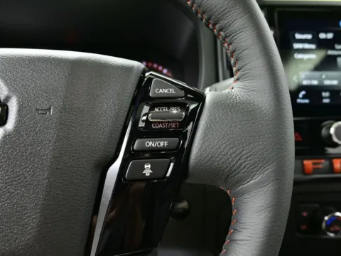 More photos of 2026 Nissan Frontier PRO-4X at Dorsett Nissan, IN