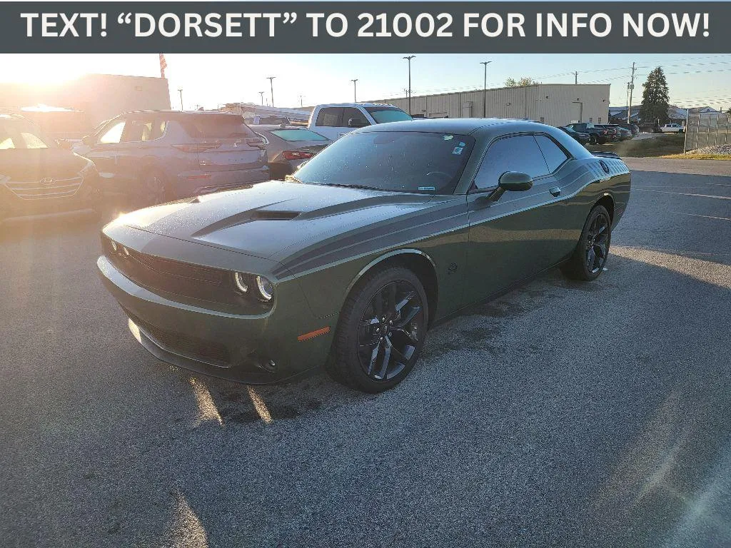 2022 Dodge Challenger SXT