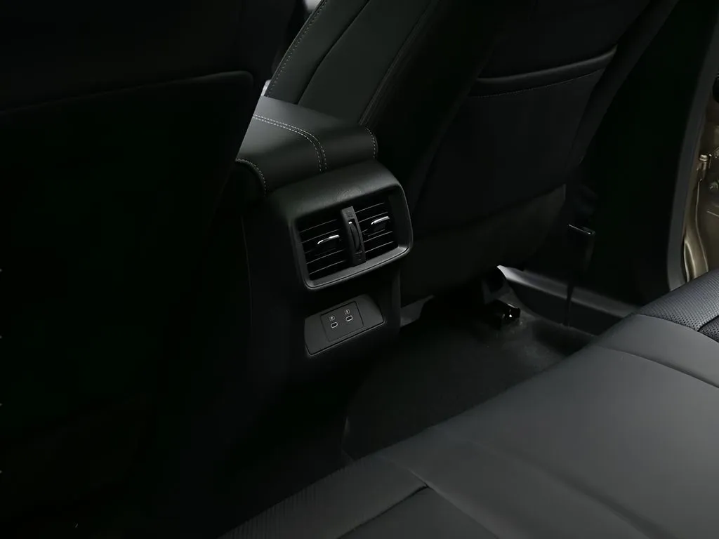 2026 Nissan Murano SL - Photo 20