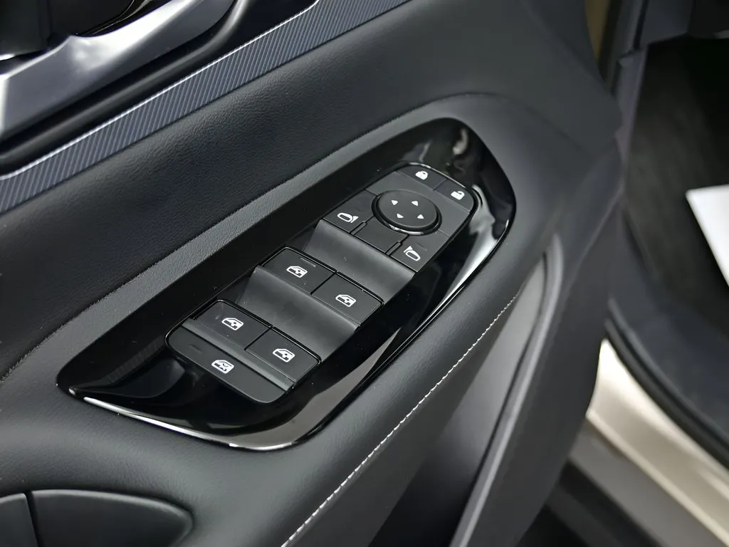 2026 Nissan Murano SL - Photo 15